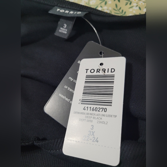 Torrid V-Neck Lace Sleeved Sweater - Picture 7 of 7